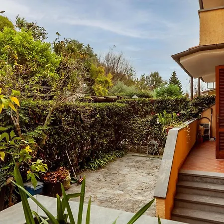 La Casa Dei Gerani 펜션 피에트라산타